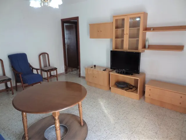 ESTUPENDO PISO DE ESTUDIANTES. - foto 3