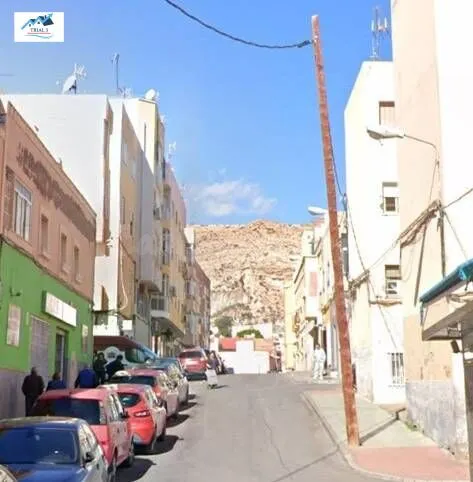 Venta piso en Almería - foto 2