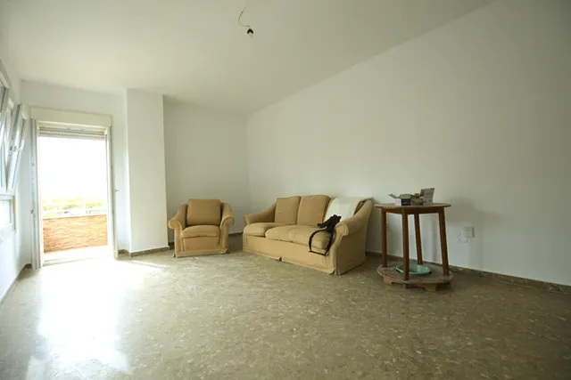 VIVIENDA DE 3 DORMITORIOS Y DOS BAÑOS EN EL CENTRO DE BADAJO - foto 4