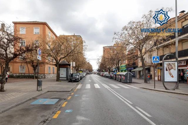 Piso reformado en zona Zaidin — 38