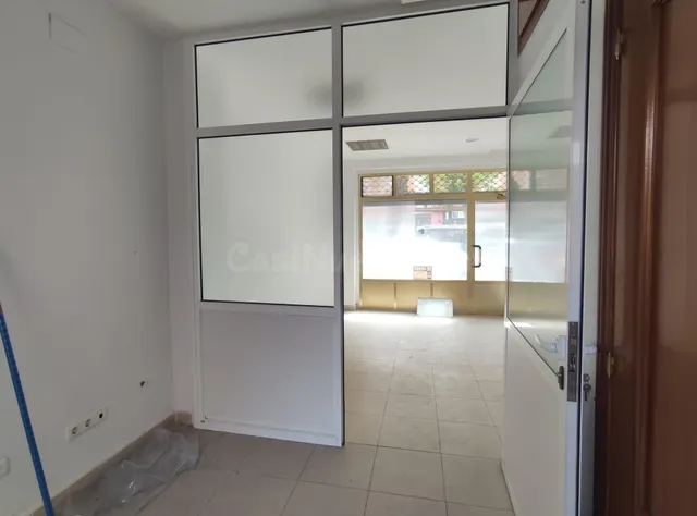 ¡Oportunidad única! Oficina en venta en Calle Padre Flórez - foto 2