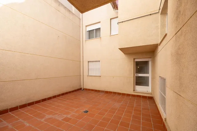 Piso 4 habitaciones 129m² en venta - El serrallo — 39
