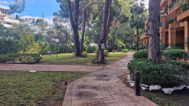 EL PLACER EXCLUSIVO DE VIVIR EN UN ATICO — 25