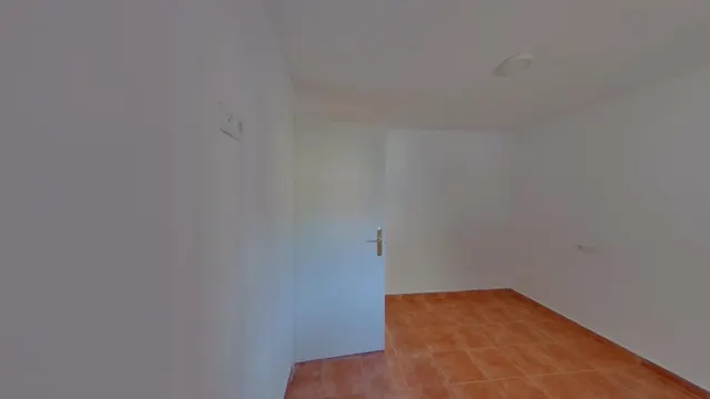 Venta de Vivienda en Marbella, Málaga. Activo Inmobiliario Sin Posesión / Alquilada / No se Puede Visitar. — 17