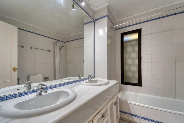 Chalet 4 habitaciones 448m² en venta - Marbella — 16