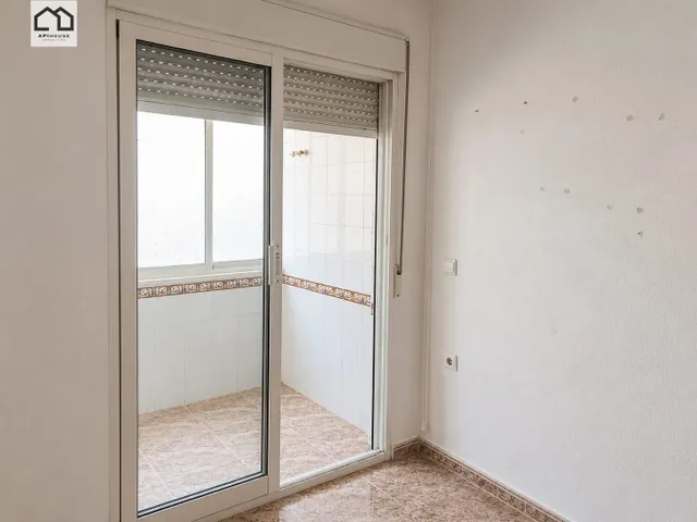 ✨ ¡OPORTUNIDAD EN UNA DE LAS ZONAS MÁS DEMANDADAS DE TORREVIEJA! ✨ — 6