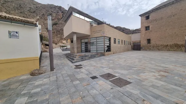 CASA MUSEO MIGUEL HERNÁNDEZ EXCLUSIVO SOLAR URBANIZABLE — 21