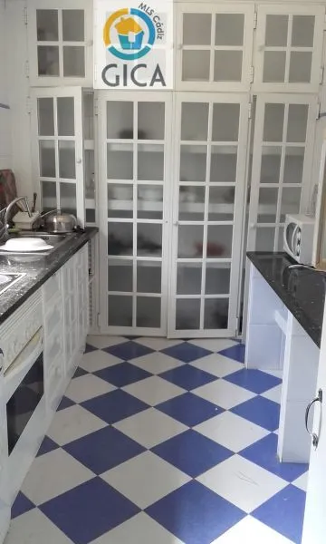 Casa chalet rustica en la zona de Cartuja a 5 mn de jerez — 4