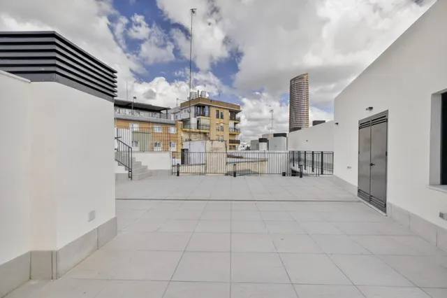 ✨ EXCLUSIVA OBRA NUEVA EN TRIANA – ÚLTIMO DUPLEX DISPONIBLE  - foto 5