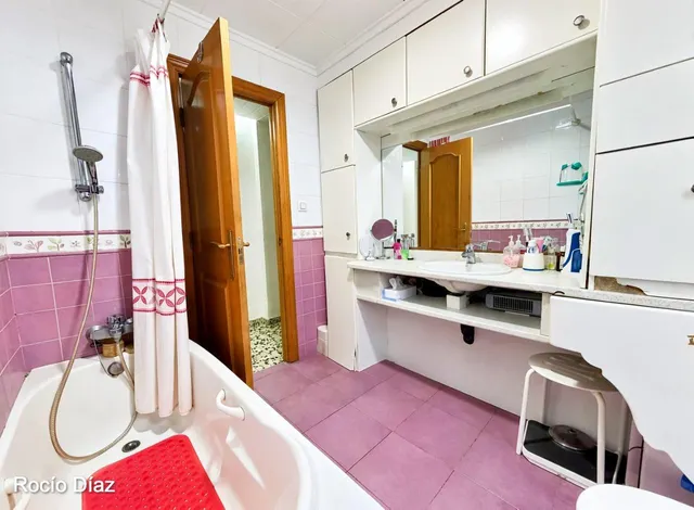 Piso céntrico con gran amplitud en Riba-roja — 16