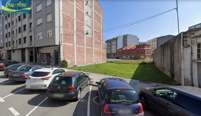 Solar edificable en b+4 en Carballo - foto 2