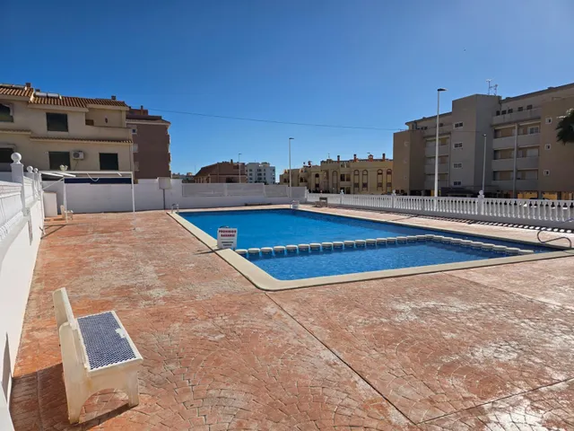 Fantastic bungalow in the Calas of Santiago Bernabéu — 37