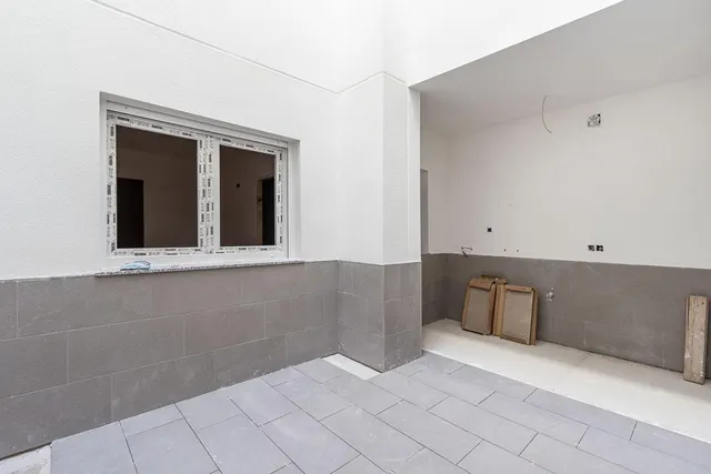 OBRA NUEVA EN LOJA — 15