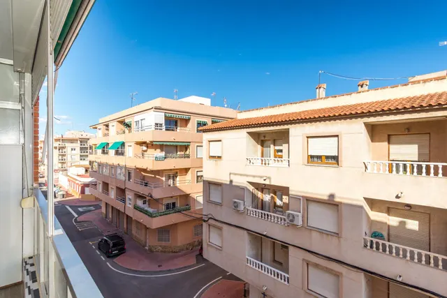 Apartamento con gran terraza y piscina en Playa de los Náufragos — 11