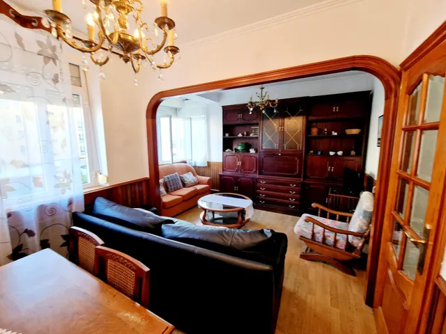 EXCLUSIVO CONJUNTO DE DOS CASAS CON JARDÍN Y GARAJE A 300 METROS DE LA PLAYA DE A RAPADOIRA – FOZ — 10
