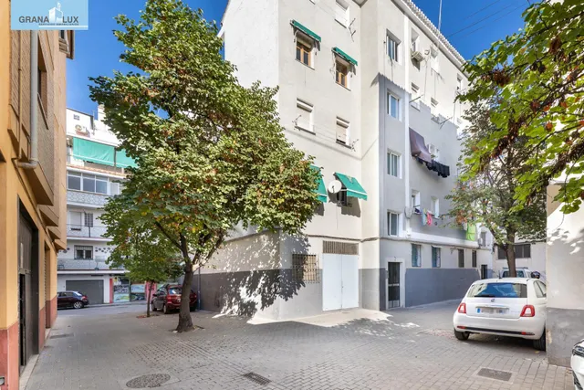 3 dormitorios junto a avenida de dilar — 20