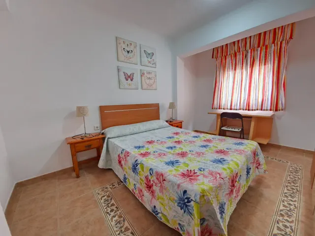 Se vende piso en el zapillo 3 habitaciones a 100 metros de la playa — 12