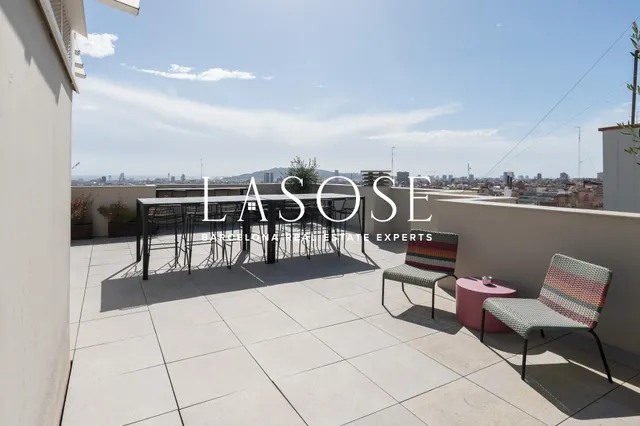 Impresionante dúplex con terraza privada en alquiler en La Salut — 9