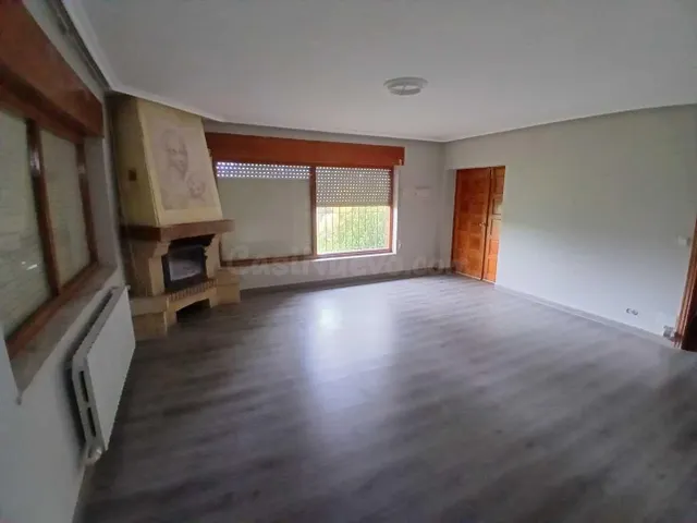 ESTUPENDA CASA CON JARDIN EN VILLAREJO DE ORBIGO - foto 4