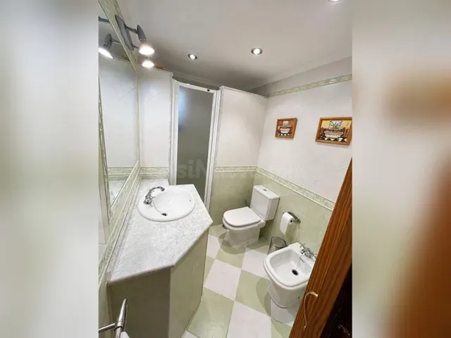 VENTA DE CASA ADOSADA EN ESTEPONA CON VISTAS AL MAR Y UBICACIÓN PRIVILEGIADA — 4