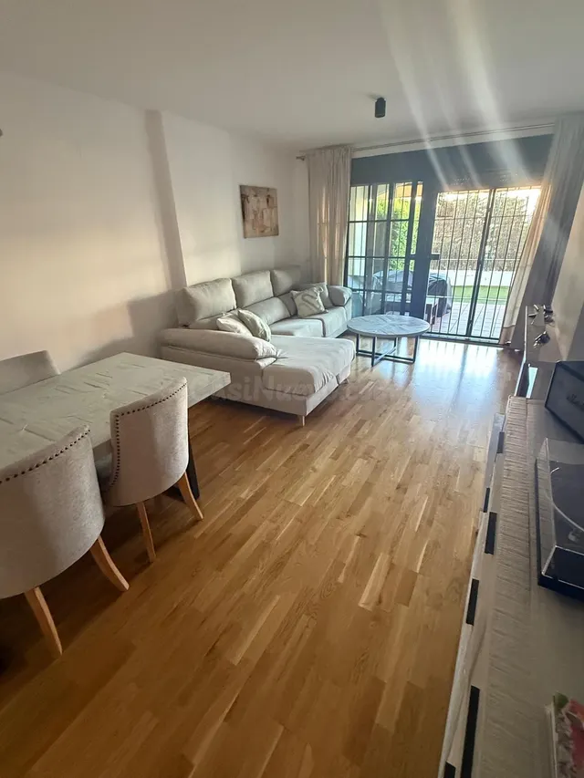Piso 2 habitaciones 115m² en alquiler - Hato verde - foto 4