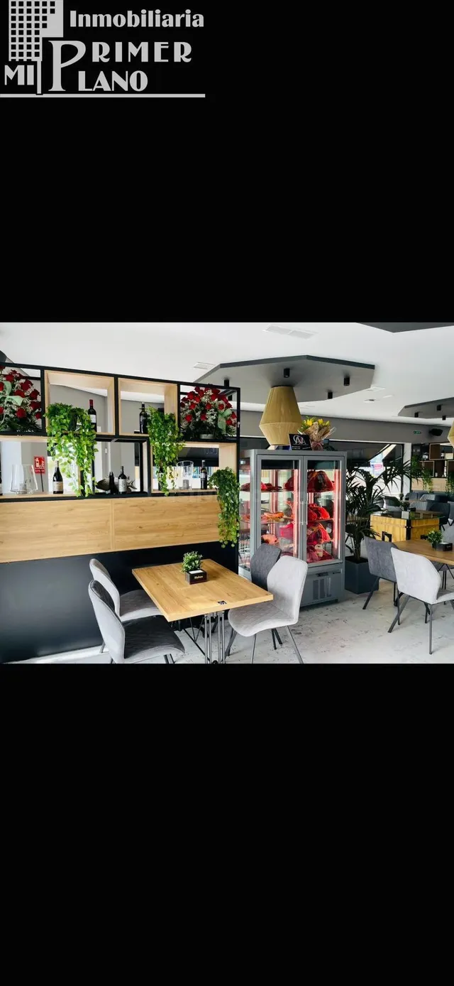 ¡Gran oportunidad de inversión! Bar restaurante completament - foto 3