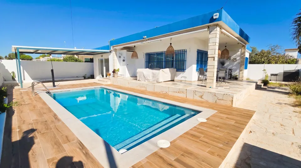 Costa norte, Vinaròs – precioso chalet independiente – reformado recientemente con altas calidades