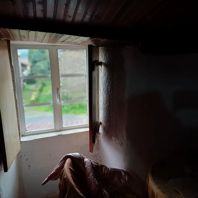SE VENDE CASA DE ALDEA EN ARZUA PARA REFORMAR — 20
