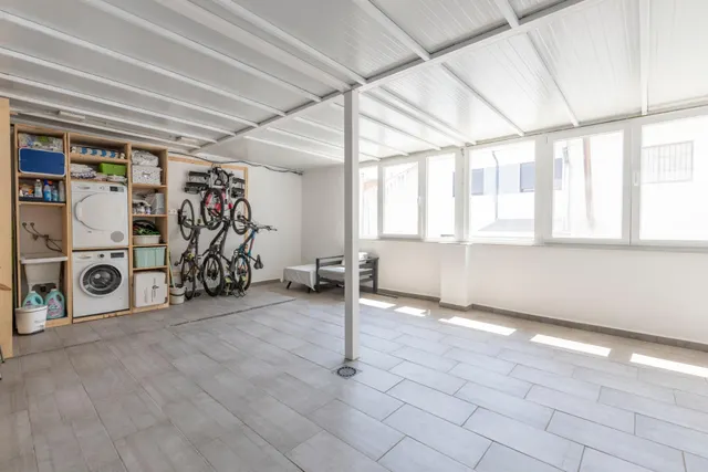 Exclusividad, diseño y eficiencia en  Armilla — 50