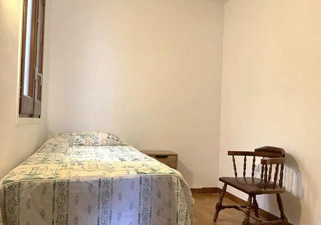 Piso con encanto y gran potencial en el centro de Sant Pere Pescador — 24