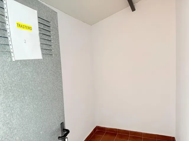 TRASTERO EN FINCA NUEVA - REABILITADA TOTALMENTE — 5