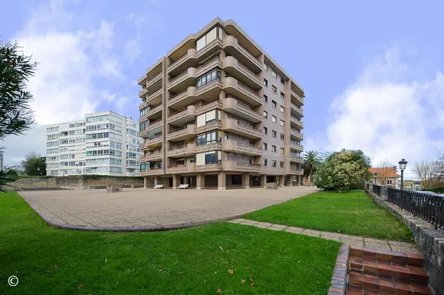Piso 3 habitaciones 139m² en venta - El Sardinero - foto 3