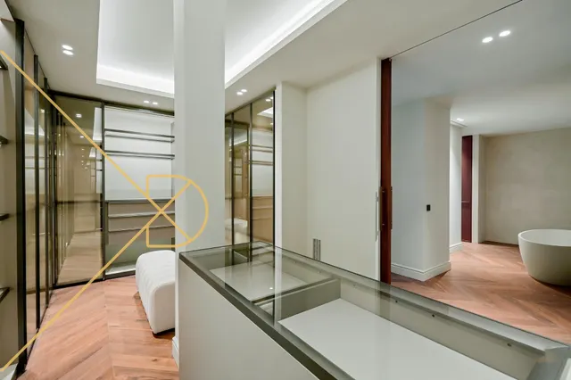 Exclusivo piso alto reformado de 230 m2 + 20 m2/tza. Turó Park — 29