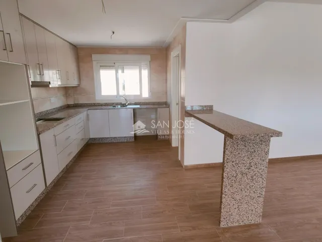 SE VENDE CHALET DE OBRA NUEVA AL LADO DEL PUEBLO DE MACISVENDA-ABANILLA — 16