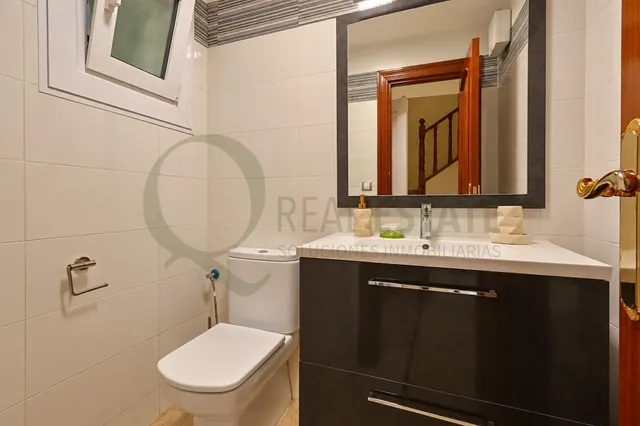 Chalet independiente a 100 m del mar con jardín y piscina en Cabo de las Huertas. — 42