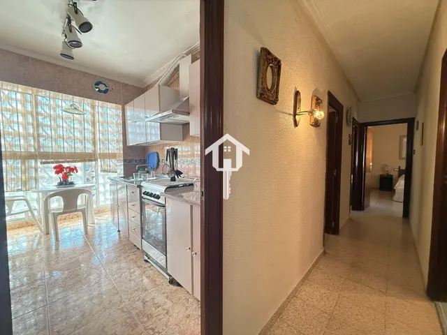 PISO EN VENTA EN ALICANTE. ZONA VIRGEN DEL REMEDIO.100m2, 3 habitaciones, 1 BAÑO, BALCÓN, CUARTA PLANTA CON ASCENSOR — 12
