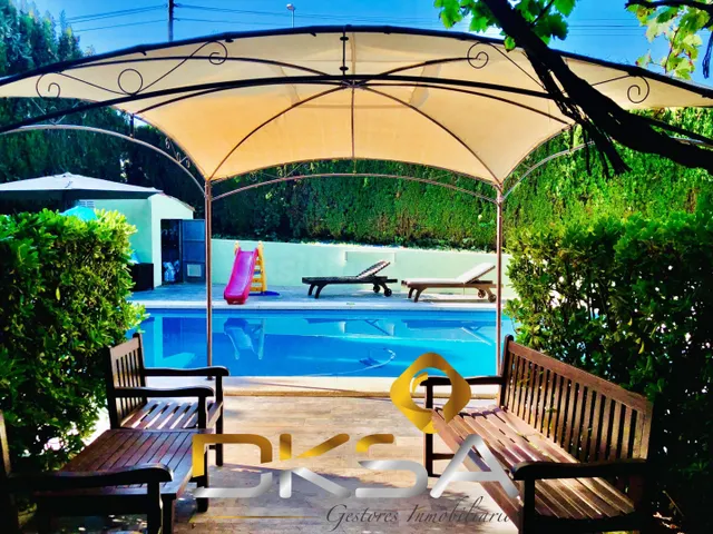 Espectacular chalet con piscina y parcela de 2.504 m2 en El  - foto 3