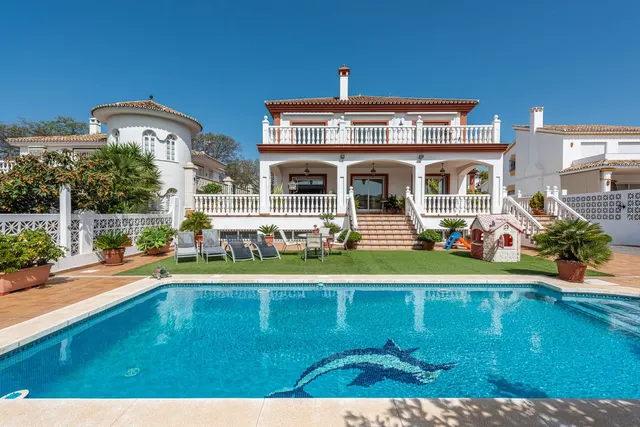 Chalet 6 habitaciones 628m² en venta - Marbella