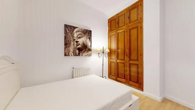 ¡Oportunidad única! Piso de lujo en alquiler en el corazón de Valencia — 37