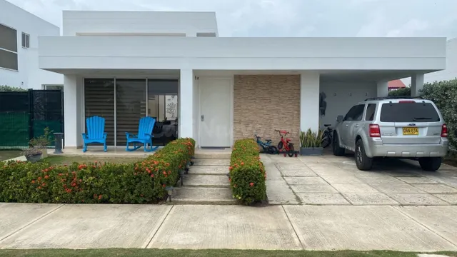 SE VENDE HERMOSO CASA EN ZONA NORTE - foto 2