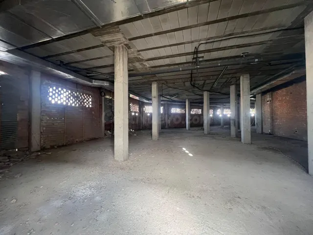 LOCAL COMERCIAL EN LA AVDA DEL SXXI - foto 5