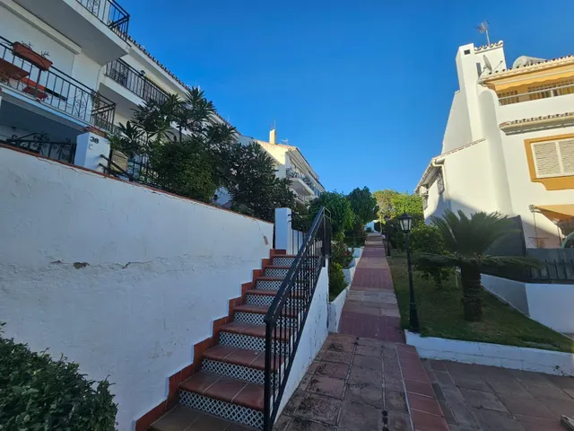 Gran adosado en Torremolinos a 200 metros del Mar — 27