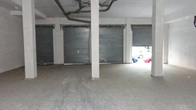 LOCAL EN VENTA EN PETRER — 22