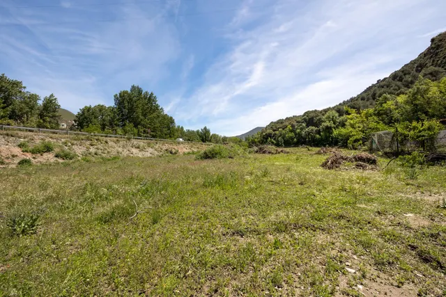 Gran terreno en la Carretera de la Sierra — 35