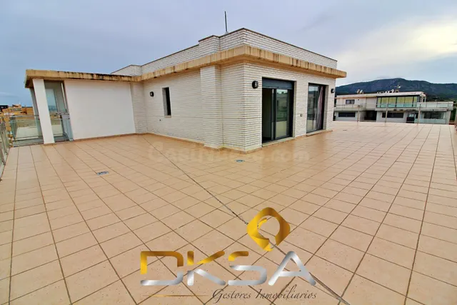 Impresionante ático dúplex en venta con vistas al mar y mont - foto 3