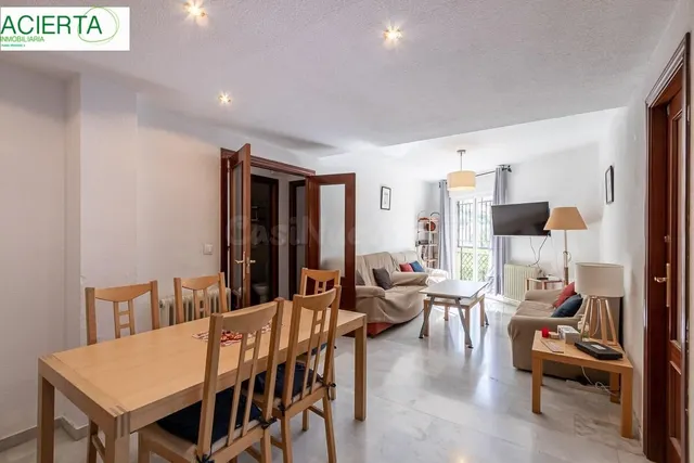 ¡¡Fantástico piso de 7 habitaciones en Bola de Oro!! — 3