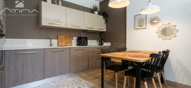 Casa de pueblo con encanto y vistas a la montaña - foto 3