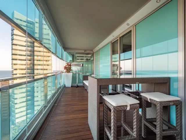 `PISO CON VISITAS PANORAMICAS — 11