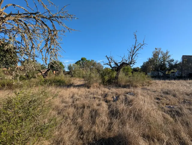 Terreno tranquilo con edificación de piedra cerca de Artà — 2
