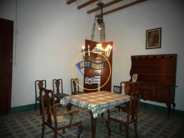 CASA HISTÓRICA CON TERRENO URBANO A LA VENTA EN MONTAVERNER!!! — 5